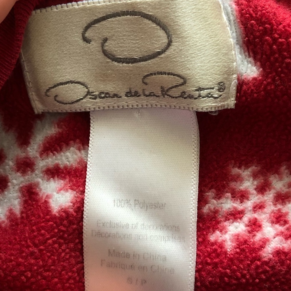 Oscar de La Renta red winter/ Christmas pajamas with polar bear print/sleepwear - Picture 3 of 10